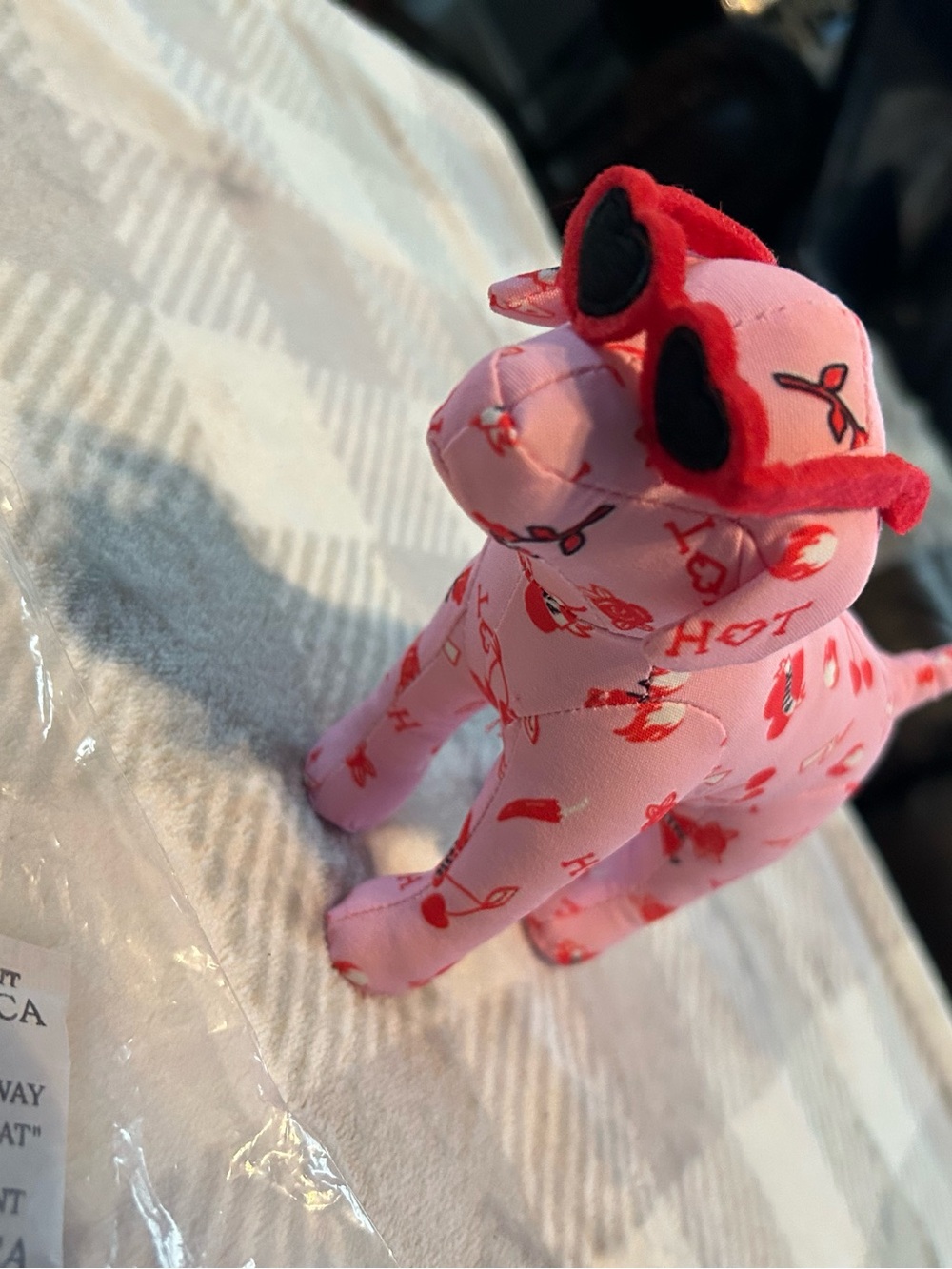 PINK Victoria's Secret limited edition collectible plush dogs - Picture 6 of 11